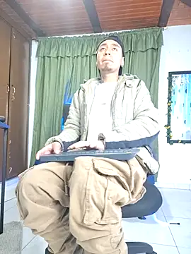 abnerdam01 online show from November 2025 01:00:01 PM