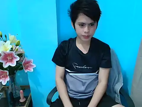 Snapshot of Dhyllan_ chatting on September 2025 03:39:02 AM Dhyllan online show from September 2025 03:39:02 AM