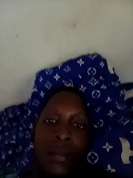 Snapshot of Biguyzi chatting on February 2026 11:30:02 AM Biguyzi online show from February 2026 11:30:02 AM