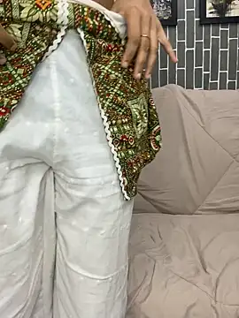 Riya-6969 online show from March 2026 10:03:02 PM