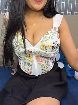 Riya-6969 online show from July 2026 02:24:01 PM