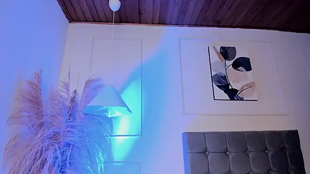 nikolevoshkie  online show from April 2026 07:41:01 PM