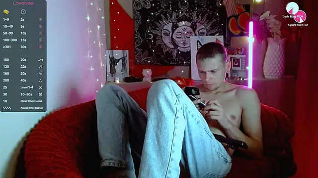 Xavier Night81 online show from September 2025 08:14:02 AM