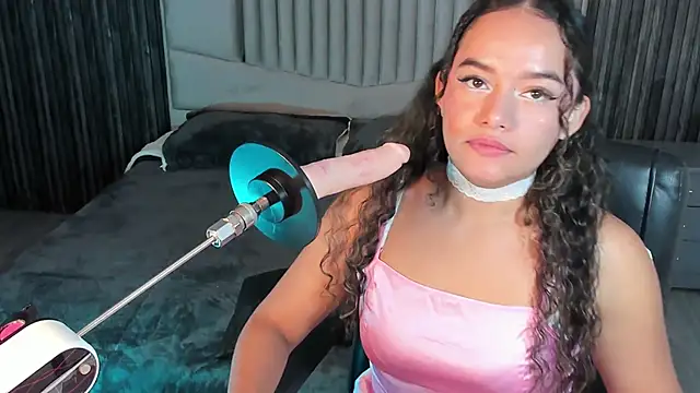 Kristenbread online show from October 2025 07:34:02 PM