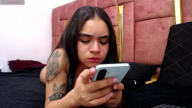 KENDALL ART online show from April 2026 07:50:02 AM