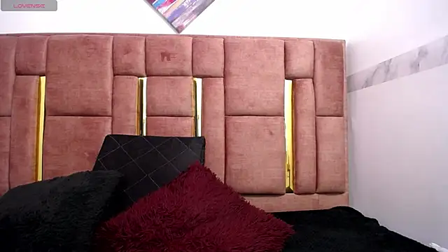 KENDALL ART online show from April 2026 03:18:01 AM