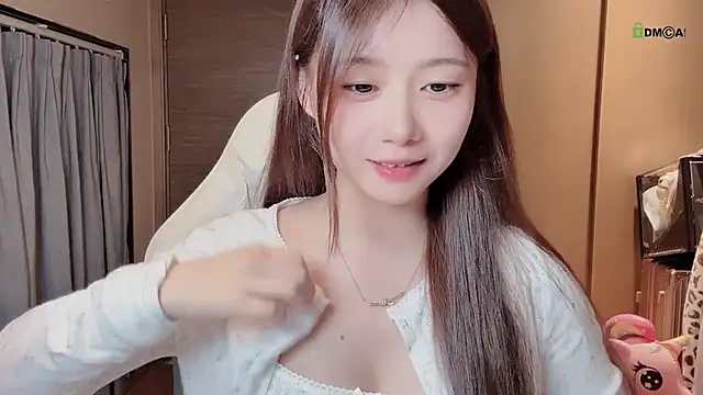 Makinghappymyself  online show from July 2026 01:41:02 PM