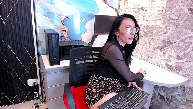 Snapshot of Scarlett_14_ chatting on September 2025 03:32:01 AM Scarlett 14 online show from September 2025 03:32:01 AM