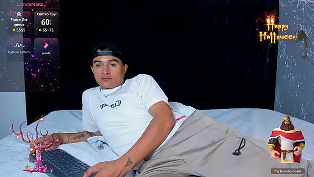 Snapshot of LiamDeep chatting on October 2025 09:28:01 AM LiamDeep online show from October 2025 09:28:01 AM