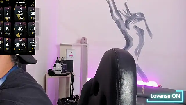 Snapshot of LiamDeep chatting on November 2025 08:53:01 PM LiamDeep online show from November 2025 08:53:01 PM