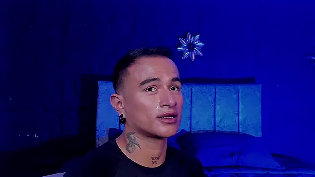 LiamDeep online show from May 2026 08:17:01 PM