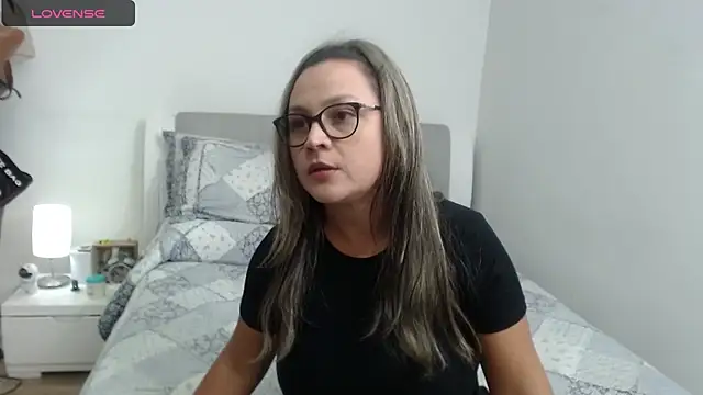 Snapshot of sophie_lopez1 chatting on February 2025 02:47:02 AM sophie lopez1 online show from February 2025 02:47:02 AM