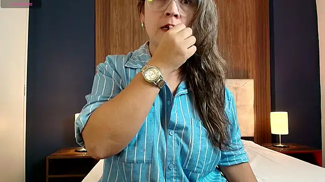 Snapshot of sophie_lopez1 chatting on May 2026 08:48:02 PM sophie lopez1 online show from May 2026 08:48:02 PM