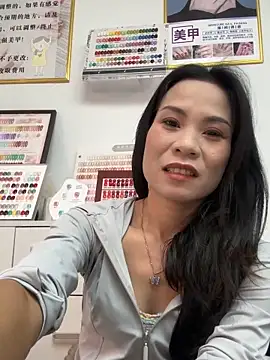 Baby-mmm online show from October 2025 05:26:02 AM