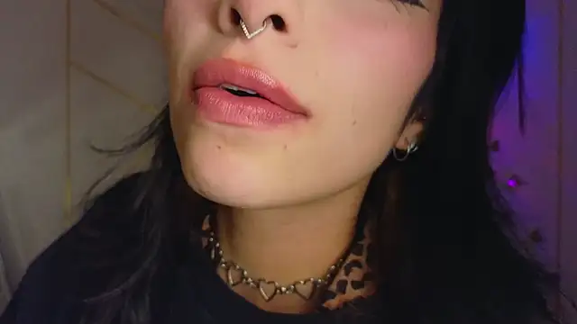 Snapshot of Hollyxx_ chatting on November 2025 03:59:02 AM Hollyxx online show from November 2025 03:59:02 AM