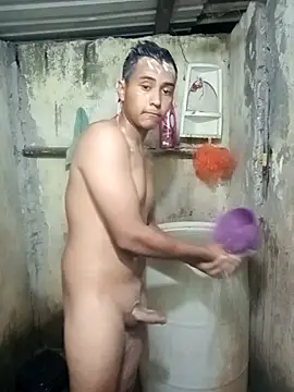 Snapshot of lalop221 chatting on November 2025 05:07:02 AM lalop221 online show from November 2025 05:07:02 AM