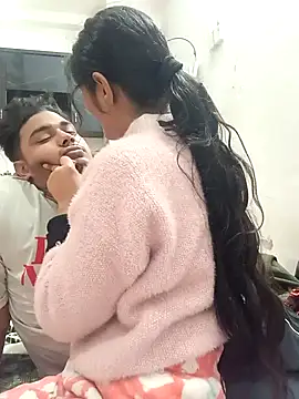 Snapshot of romantic_couple1 chatting on December 2025 12:50:02 AM romantic couple1 online show from December 2025 12:50:02 AM