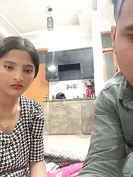 Snapshot of romantic_couple1 chatting on February 2026 12:51:02 AM romantic couple1 online show from February 2026 12:51:02 AM