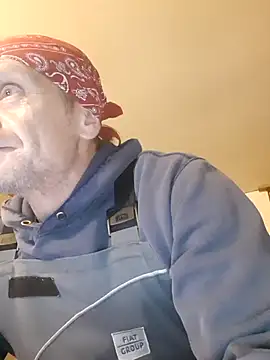 Kuba Gd online show from December 2024 10:46:02 PM