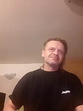 Kuba Gd online show from February 2025 11:46:02 PM