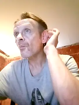 Kuba Gd online show from September 2025 10:31:01 PM