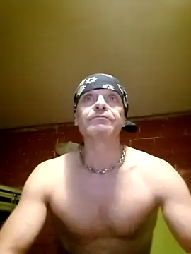 Kuba Gd online show from September 2025 10:24:02 PM