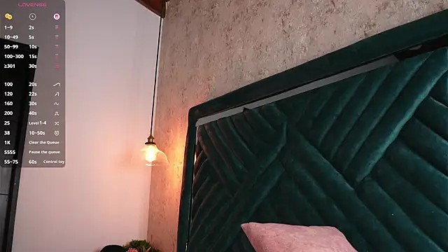 Sofi Moreno online show from July 2026 11:02:01 AM