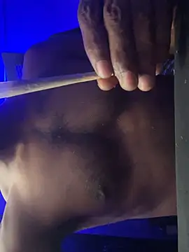 Snapshot of 0mniscient chatting on April 2026 06:46:01 PM 0mniscient online show from April 2026 06:46:01 PM