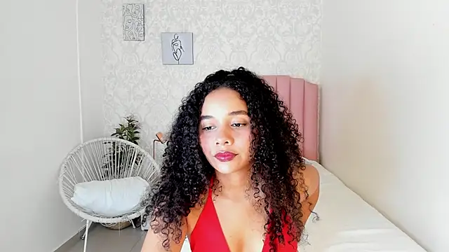 esther sofia online show from April 2026 08:04:02 PM
