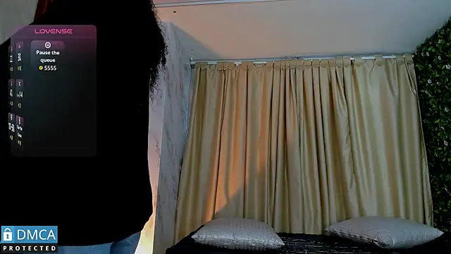 Snapshot of Kiara_Zahiri__ chatting on September 2025 11:11:01 AM Kiara Zahiri online show from September 2025 11:11:01 AM