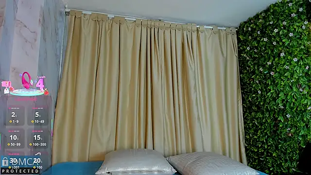 Snapshot of Kiara_Zahiri__ chatting on September 2025 11:11:02 AM Kiara Zahiri online show from September 2025 11:11:02 AM