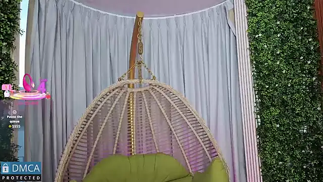 Snapshot of Kiara_Zahiri__ chatting on November 2025 10:50:02 AM Kiara Zahiri online show from November 2025 10:50:02 AM