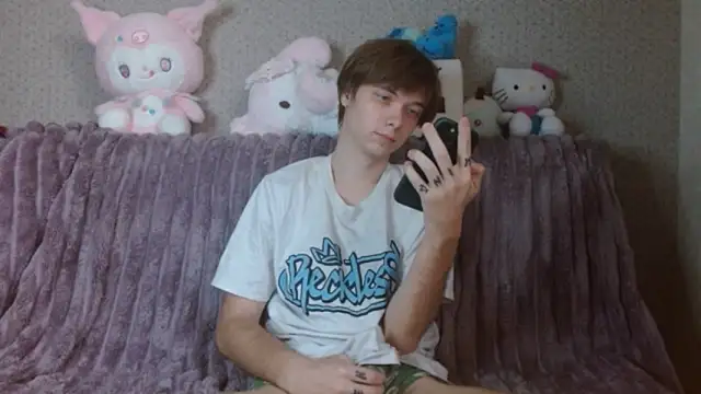 Snapshot of hilt_on_ chatting on October 2025 07:27:02 AM hilt on online show from October 2025 07:27:02 AM