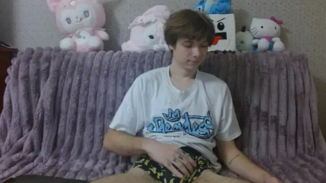 Snapshot of hilt_on_ chatting on October 2025 08:18:01 AM hilt on online show from October 2025 08:18:01 AM