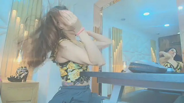 Rose Nichols online show from November 2025 03:09:01 AM