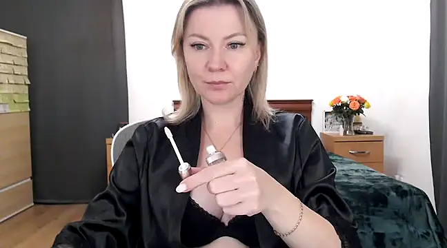 Snapshot of ParadiseAlina chatting on March 2025 11:06:01 PM ParadiseAlina online show from March 2025 11:06:01 PM