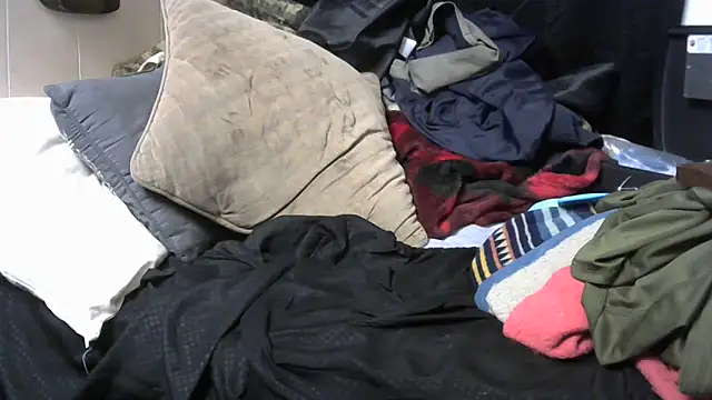 crassanova online show from February 2026 06:50:02 PM