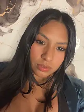 Snapshot of BrunetteBliss69 chatting on October 2025 03:18:02 AM BrunetteBliss69 online show from October 2025 03:18:02 AM