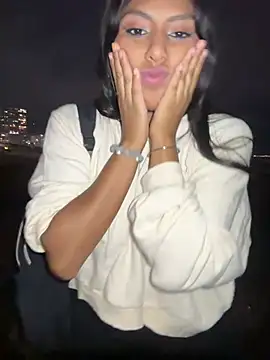 Snapshot of BrunetteBliss69 chatting on February 2026 11:55:02 PM BrunetteBliss69 online show from February 2026 11:55:02 PM