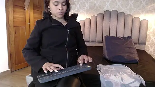 Kristall 06 online show from September 2025 08:26:01 AM