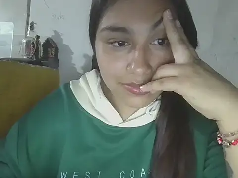 Snapshot of zairabreze chatting on March 2026 12:21:01 AM zairabreze online show from March 2026 12:21:01 AM