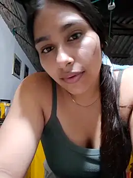 Snapshot of zairabreze chatting on March 2026 10:44:01 PM zairabreze online show from March 2026 10:44:01 PM