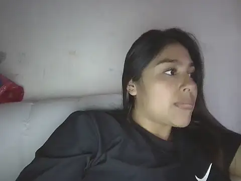 Snapshot of zairabreze chatting on April 2026 10:47:01 PM zairabreze online show from April 2026 10:47:01 PM