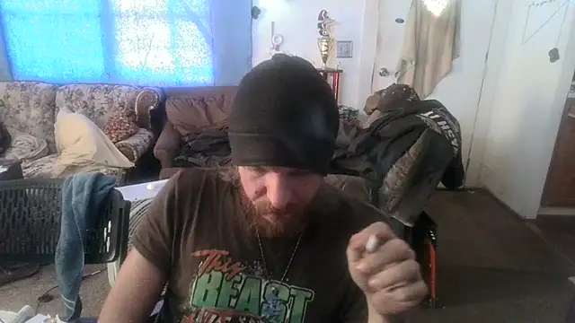 Snapshot of Poundtown1226 chatting on September 2025 01:32:01 PM Poundtown1226 online show from September 2025 01:32:01 PM