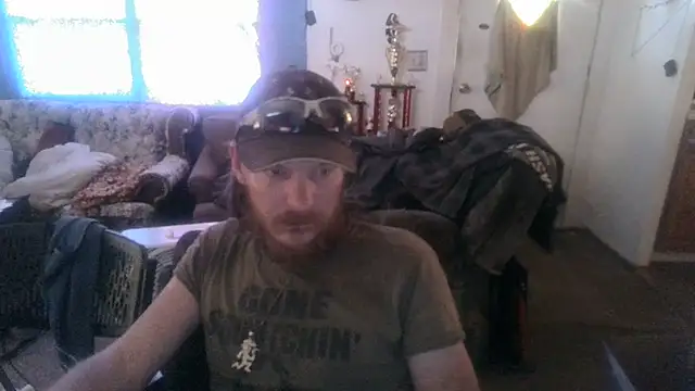 Snapshot of Poundtown1226 chatting on September 2025 07:59:02 PM Poundtown1226 online show from September 2025 07:59:02 PM