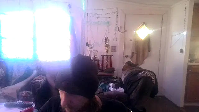 Snapshot of Poundtown1226 chatting on January 2026 07:19:01 PM Poundtown1226 online show from January 2026 07:19:01 PM