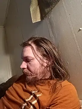 Snapshot of Poundtown1226 chatting on February 2026 12:24:01 PM Poundtown1226 online show from February 2026 12:24:01 PM