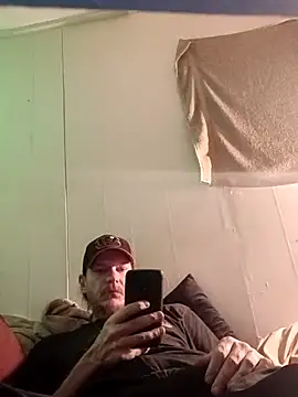 Snapshot of Poundtown1226 chatting on February 2026 11:57:02 PM Poundtown1226 online show from February 2026 11:57:02 PM