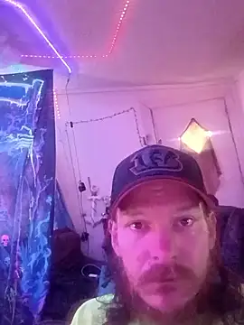 Poundtown1226 online show from May 2026 09:11:02 PM