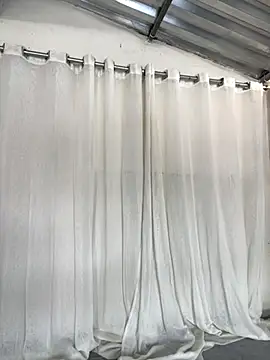 Snapshot of Katianesantos chatting on September 2025 04:39:02 PM Katianesantos online show from September 2025 04:39:02 PM